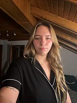 Naomi-Klein - Shake Ass 4 U