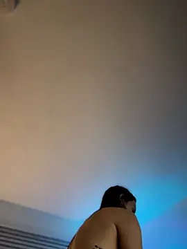 Dallyssxo_ - Clamp my nipples + Put on Fishnets!