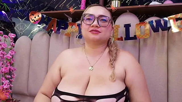 Amber-miller1 - Oiled Breasts and Massages