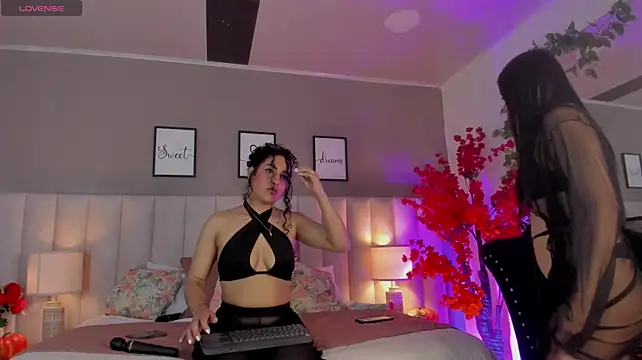 Kiara_Kismet_ - mistress squirt close to the camera💦🔥