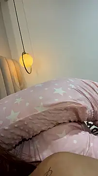 KloeReddd - BOUNCE BOOBS AND SHOW BOOBS