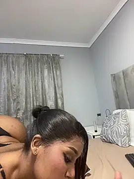 Amberr_Roose
