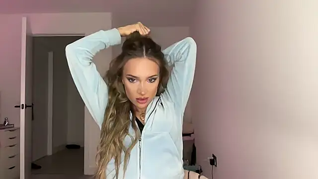 Ellabelle - Spit and pinch nipples 💋