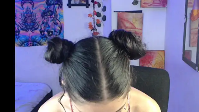 Bastethott - squirt or cum?