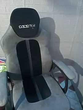 Amazingurlx - Naked & control lush til cum..