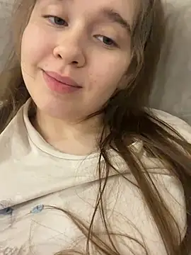HornyGirlH - TOUCH MY PUSSY AND CLITOR