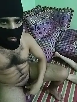 Amira_vs_amir - تعري وضرب المؤخرا