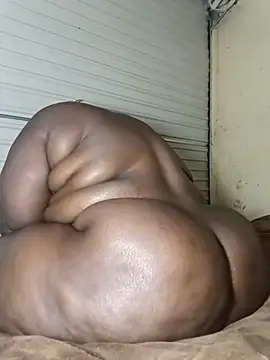 ASSQUEEN37Xx - I want to travel