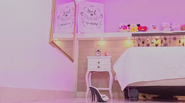 MiiaRivers_1 - 🍑I MASSAGE MY ASS🍑