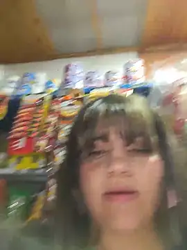 Ivy_enjoy - Oiling my tits in public