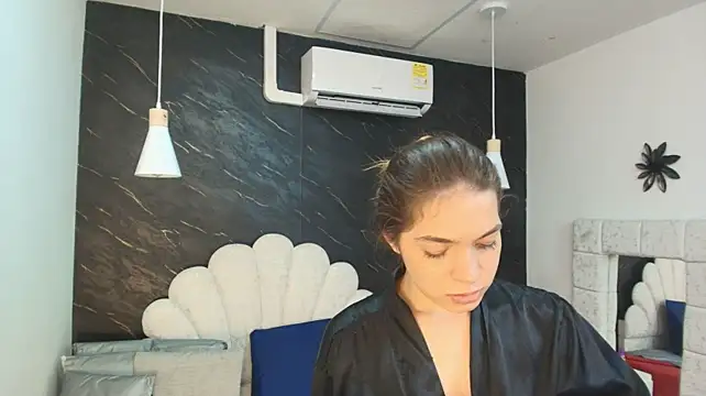 Kissme_luna