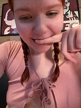 Freaky__Nikki - SQURT IN A CUP AND LET KFC GUY DRINK IT