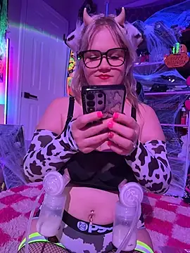 Cutiepiespanks - ✨Fuck Pussy with Glowing Dildo✨