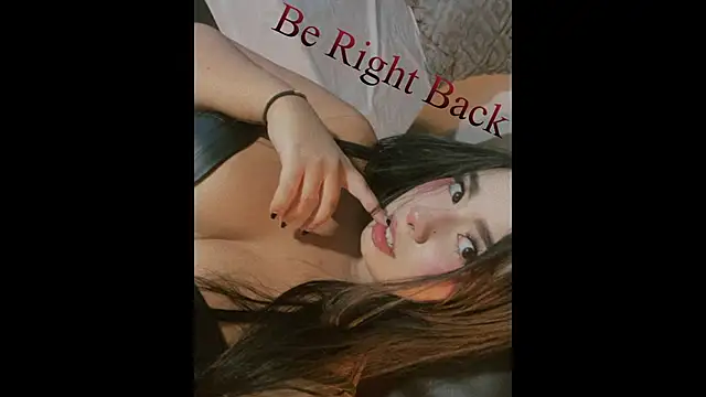 SaritaBellarie - Spank Ass x6👋🏽🍑