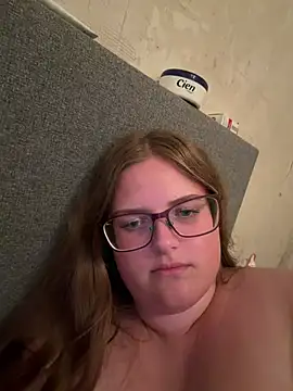 CurvyPaar2 - Show Asshole & 2 Videos