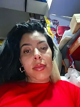 Luianna - Oil show and bouncing ass