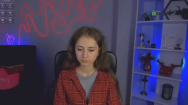 Rebecca_smile - hondbra