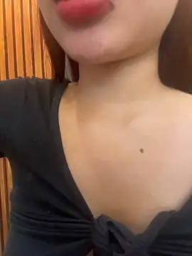 Cata_vargas - RIDE YOUR COCK IN THE BATHROOM 🥵