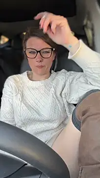 LadyLena1 - Can you make me cum by goal?