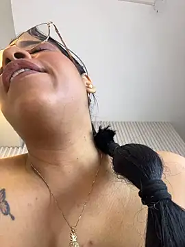 Marianna_uzcategui - squirt in your cock