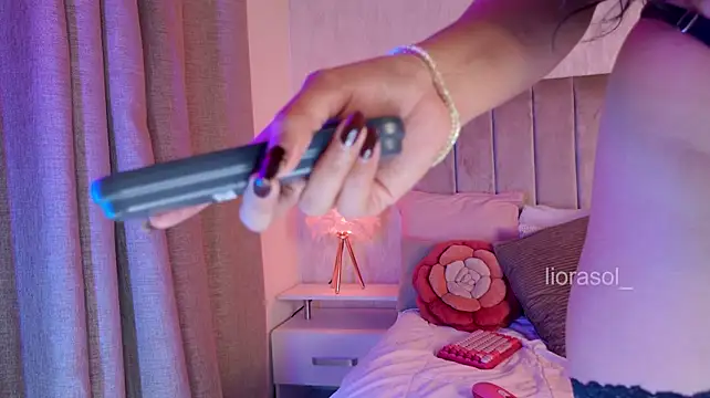 Liora_Sol - Ready for sexy strip tease and feel a bj