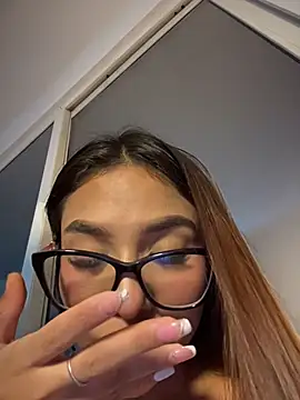 Amira_cute2 - dildo cowgirl+control 4 time