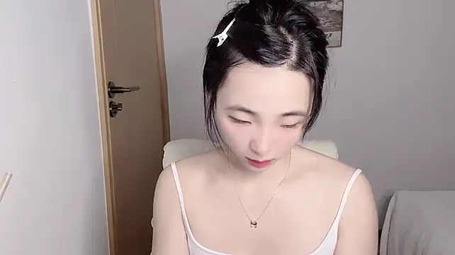 Louise-3 - 3分钟控制，无内M腿