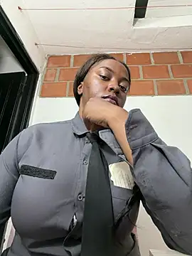 CiaraEbony - naked and big big squirt
