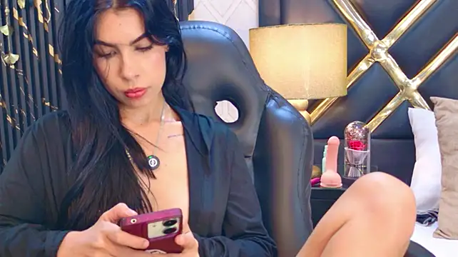 RoxyReinn - masagear mis senos