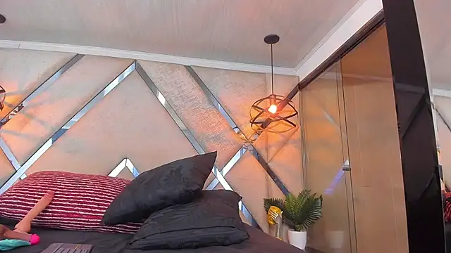 Liah_Grey8 - 5 dedos en mi pussy