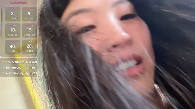 Tavie1744 - show boobs and panti3min (no nipples