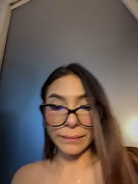 Amira_cute2 - dildo cowgirl+control 4 time