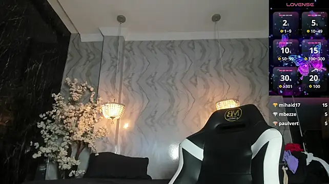 Ravenn_Collynz - Massage tits 🍒