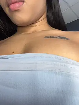 EmmaExoticaXXX - RIDING HARD TORSO