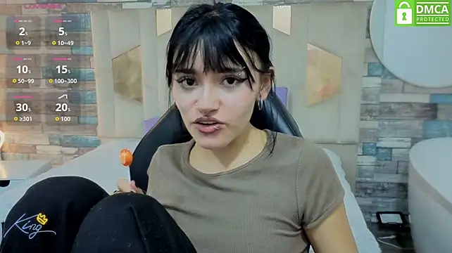 Cloee_tay1
