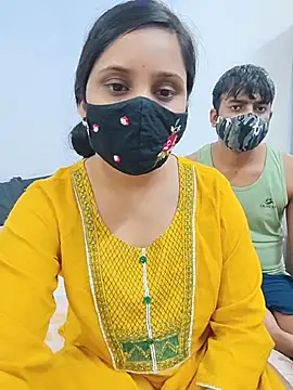 Your___Riya - Flash pussy in public🌺💋