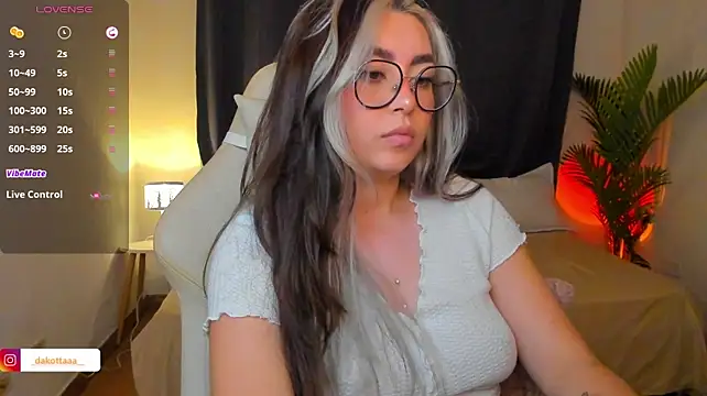 dakottaa_