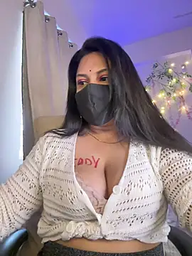 Indian_queen007 - show nude ass