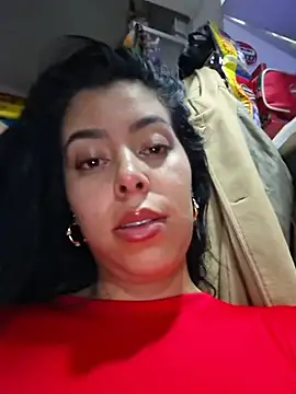 Luianna - Oil show and bouncing ass