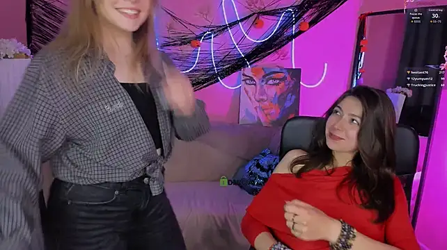Kitniss_dreamy - flash boobs