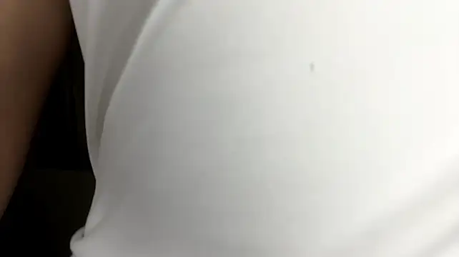 Ledi_Asthik - show my belly + feet