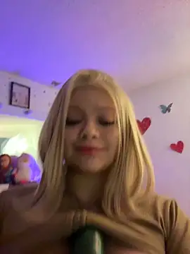 Barbiee_doll1 - sucking cucumber and masturbation 😈😈🫛