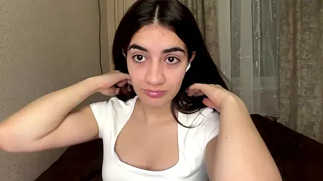 Ledi_Asthik