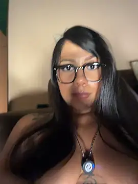 Shaylin_brooke1 - 3 HIDE PEPINOS 🥒 IN MY ASS