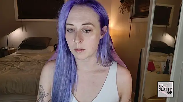 Ursluttygf - dildo tip tease + eye contact