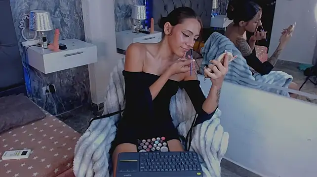 Celeste_bluee - naked+ suck dick + spank my ass