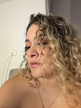 Sara_smiiith211 - wet my pussy, delicius