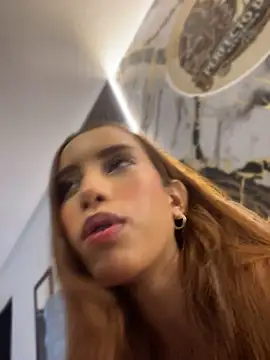 Hanna_saenzz - spread my ass so you can see inside it