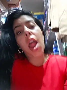Luianna - Oil show and bouncing ass