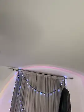 Willow_poisson - Tits close up (bounce them)
